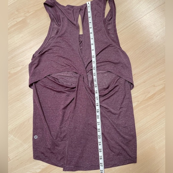 Lululemon Twist Back Tank - Picture 6 of 6